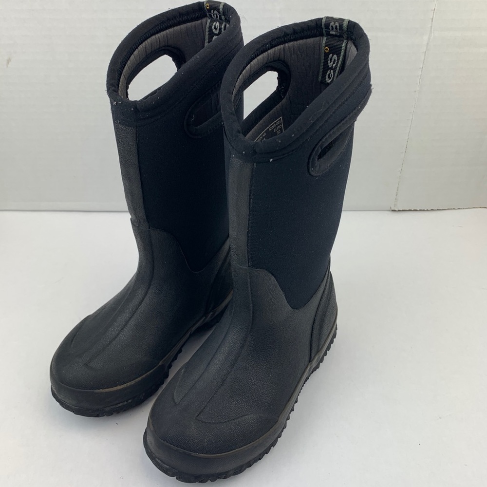 BOGS Youth Sz US 13 Euro 30 High Boots Waterproof
